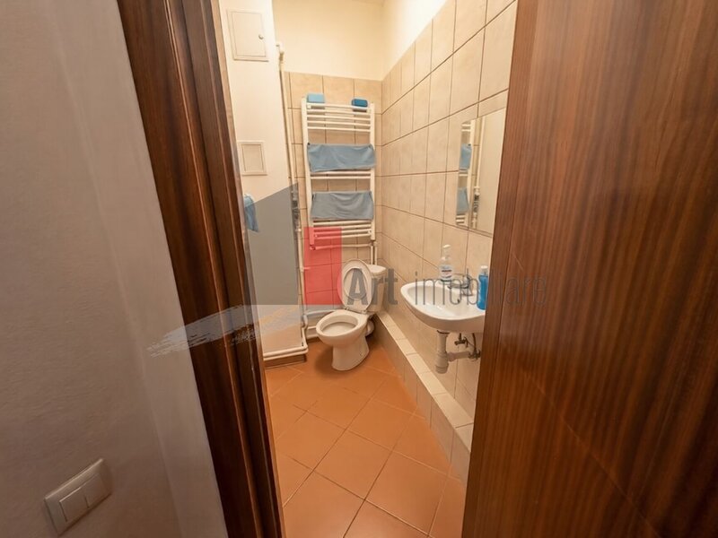 Centrul Vechi Spatiu Comercial de inchiriat in Centrul Vechi, 55mp