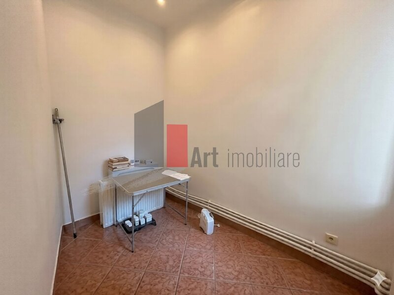 Centrul Vechi Spatiu Comercial de inchiriat in Centrul Vechi, 55mp